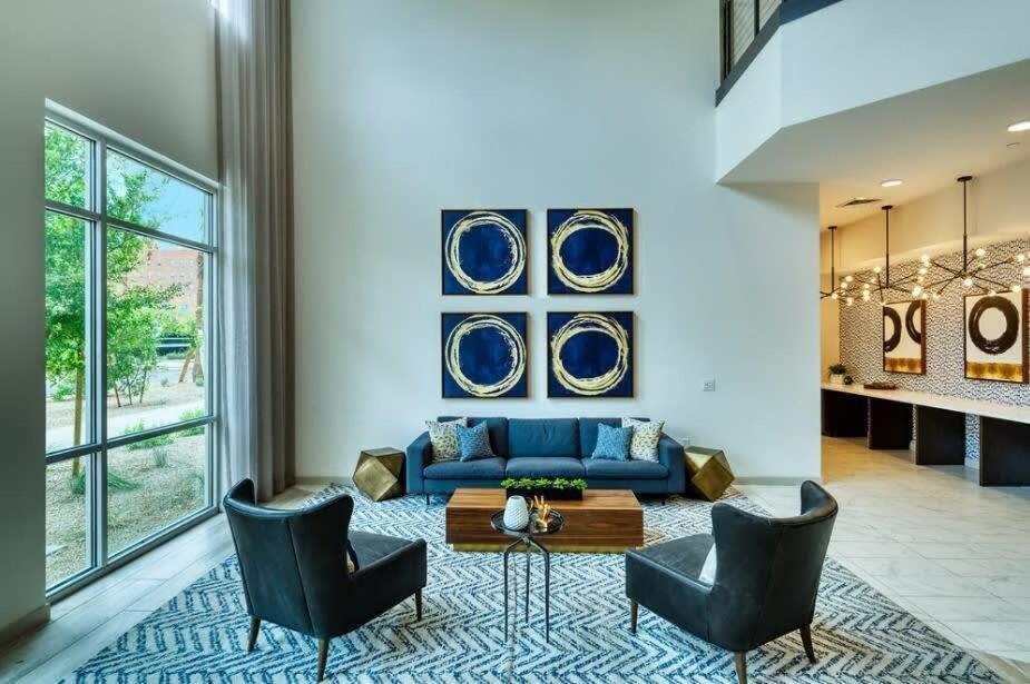 Cozysuites Phx Roro Gym, Pool, Pets, Parking! #6 * Phoenix